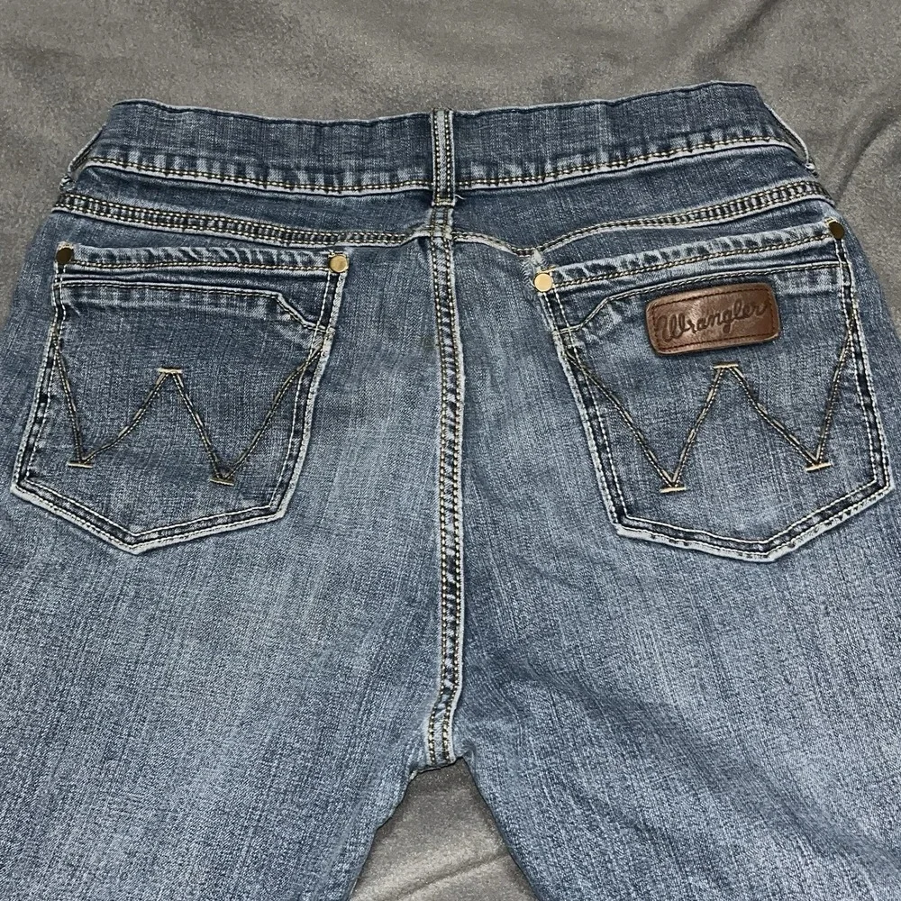 Wrangler Retro Slim Boot Jeans Denim Cowboy Western 33x36 Hole @Right Hip Pocket